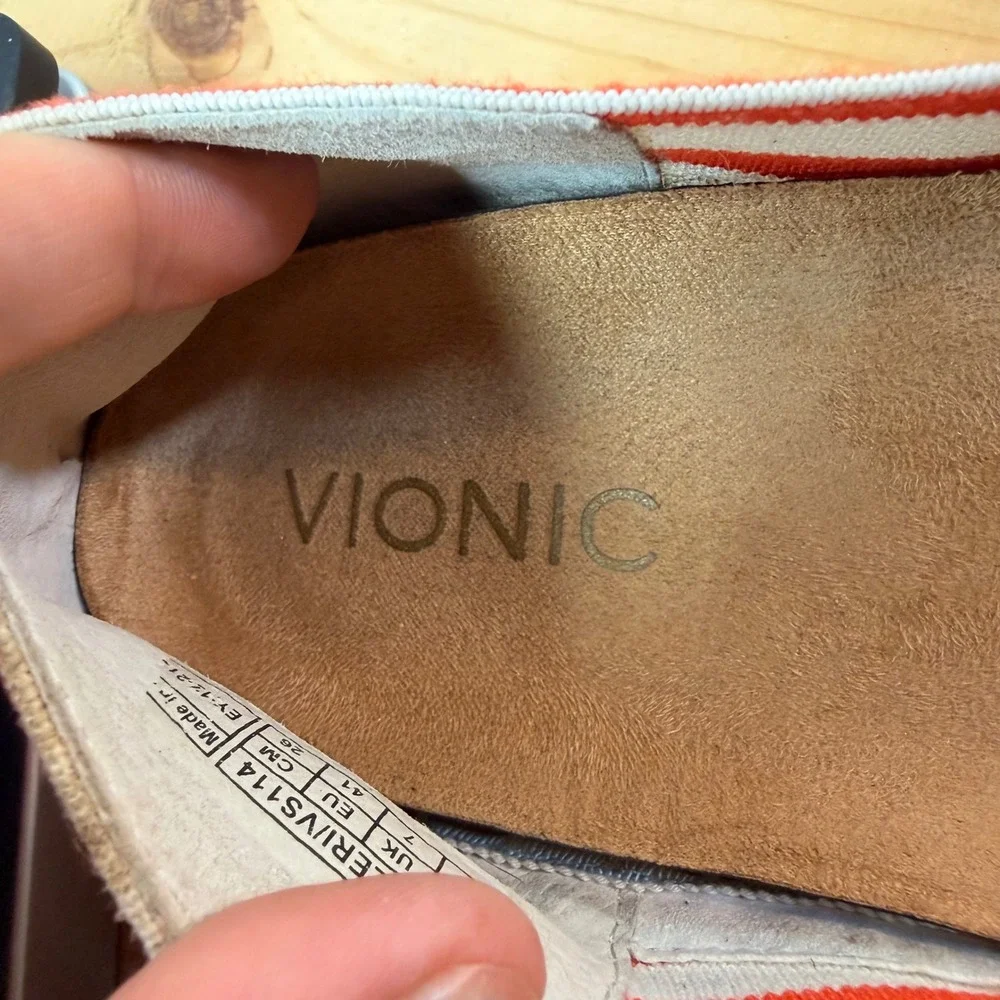 Vionic slip espadrilles